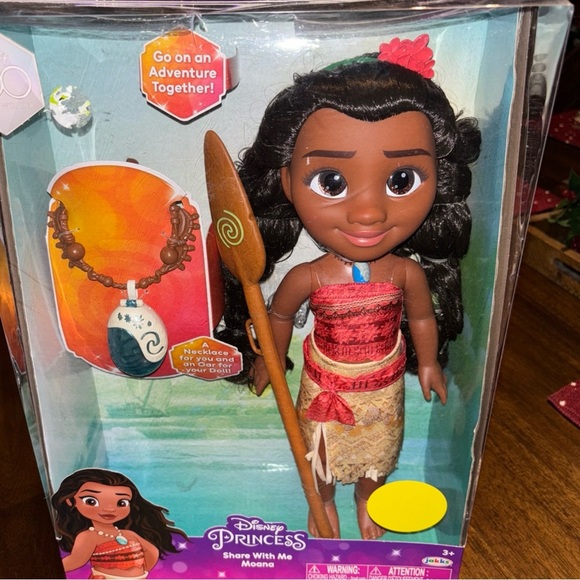 Disney Princess Share with Me‎ Moana Doll with Child-sized Accessories 3+ NEW - Picture 1 of 9